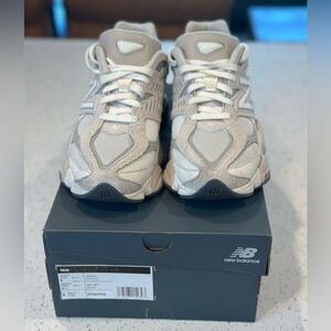 New Balance unisex Cream and Gray Sneakers